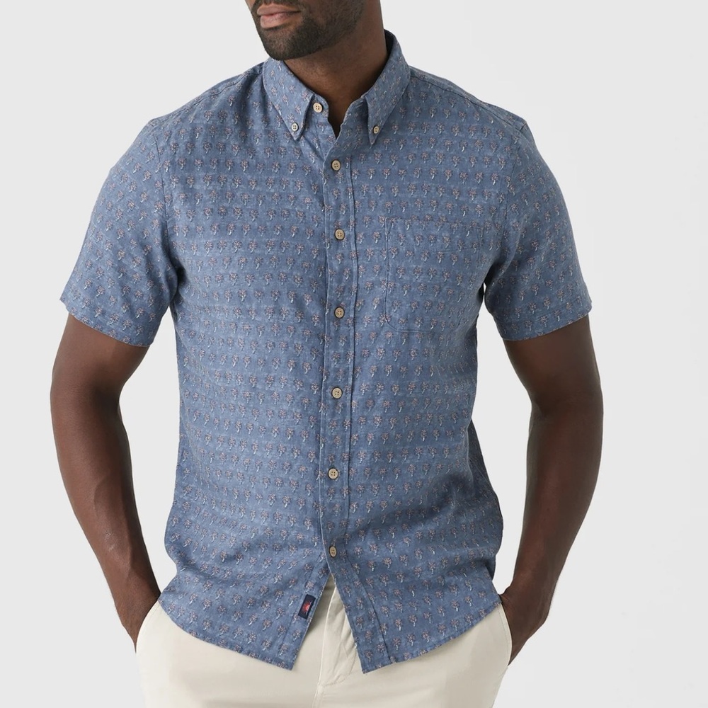 New Faherty Men’s SS Breeze Palm Shirt Size: Medium